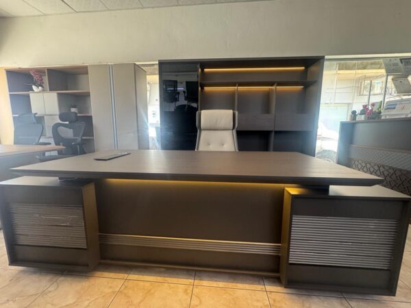 Luxury office set