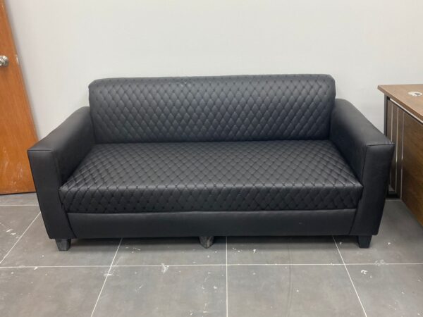 Andre waiting chair set